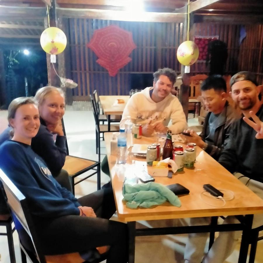 Du Gia Homestay Friendly Lang Cac ภายนอก รูปภาพ