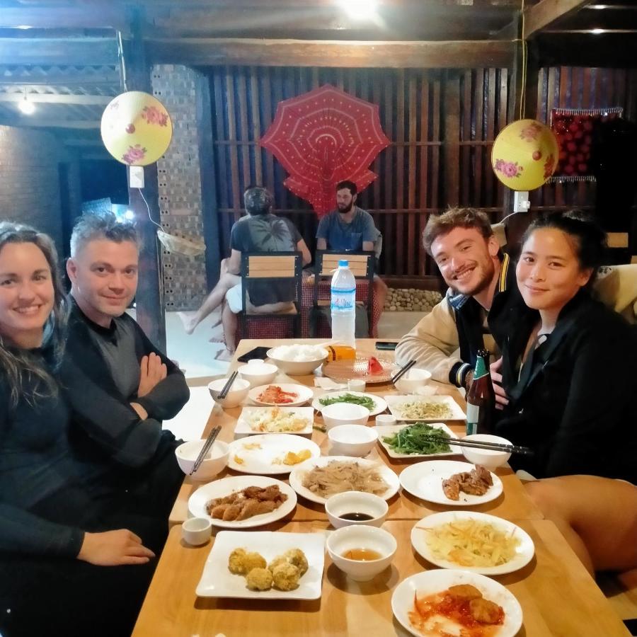 Du Gia Homestay Friendly Lang Cac ภายนอก รูปภาพ