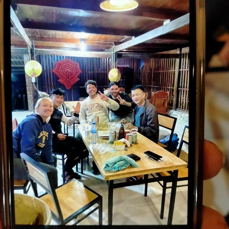 Du Gia Homestay Friendly Lang Cac ภายนอก รูปภาพ