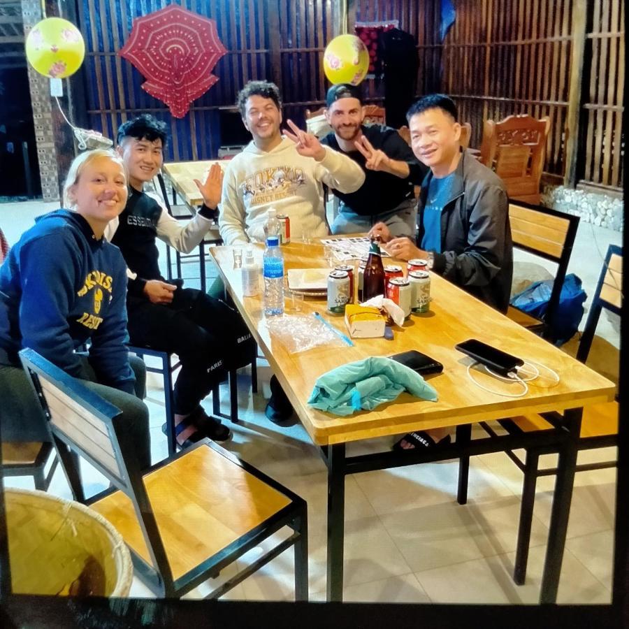Du Gia Homestay Friendly Lang Cac ภายนอก รูปภาพ