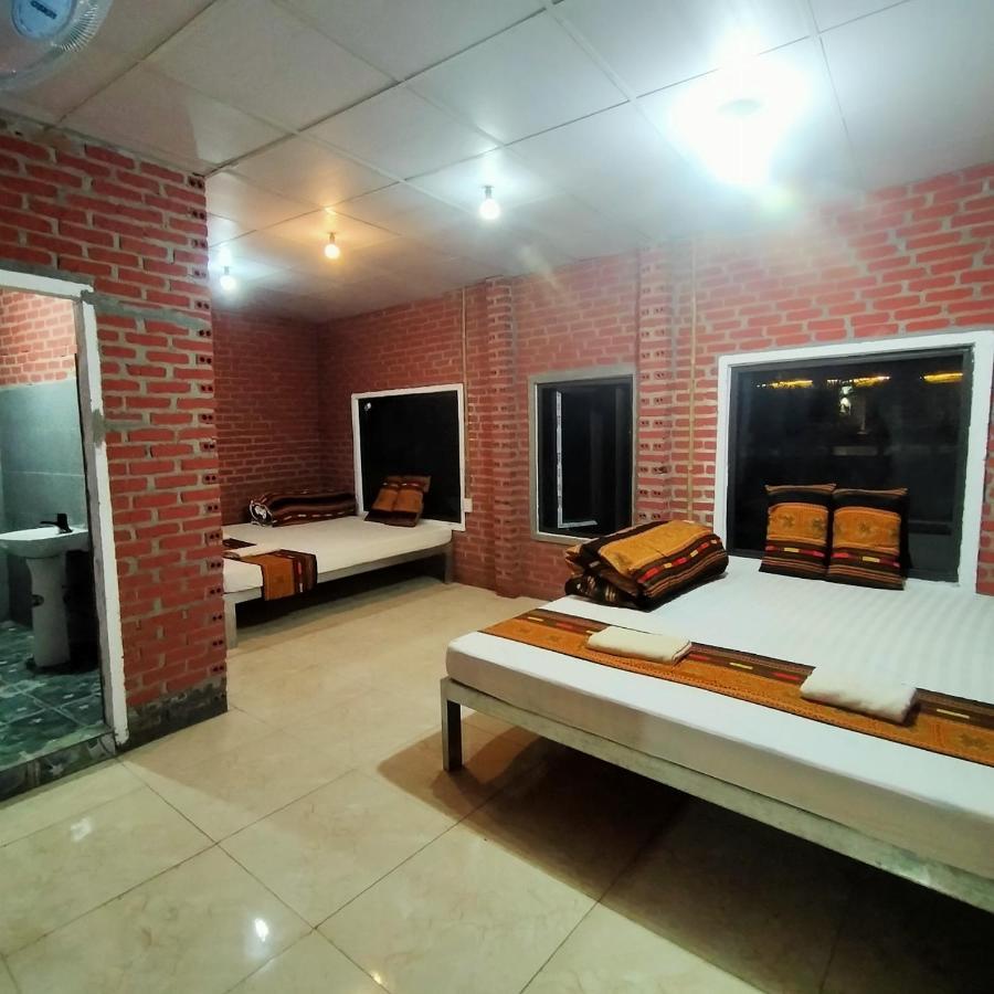 Du Gia Homestay Friendly Lang Cac ภายนอก รูปภาพ